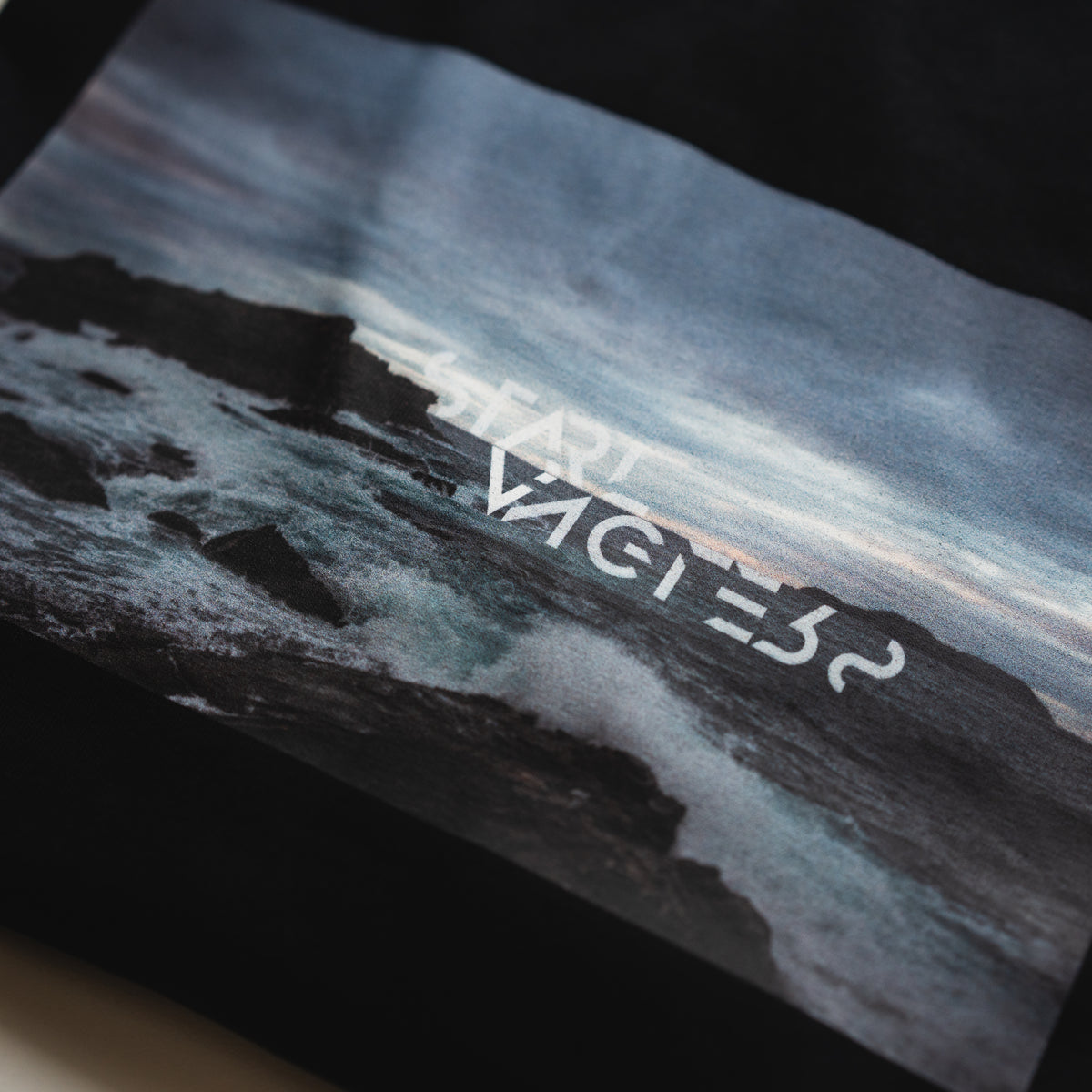 HYBRID LONG TSHIRT -BLACK-