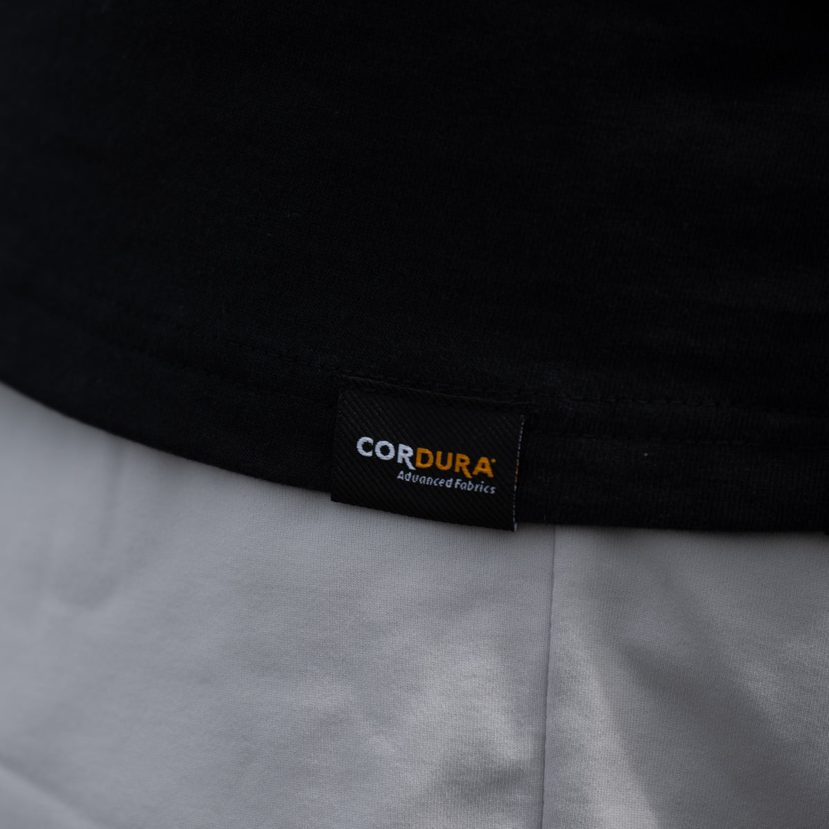 HYBRID LONG TSHIRT -BLACK-